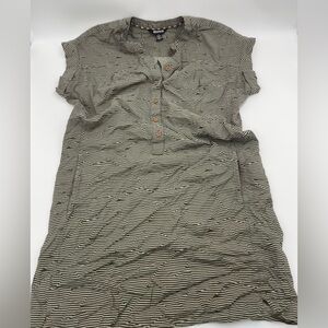 Sherpa Adventure Gear Striped Short Sleeve T-Shirt Dress in Olive and White